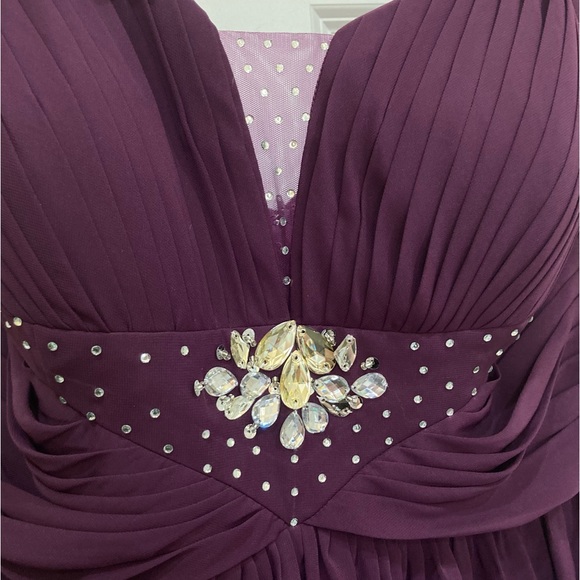JJ’s House NWT Sz 24 JYHF67335 Grape (Dark Purple) & jeweled bodice / straps - Picture 6 of 16